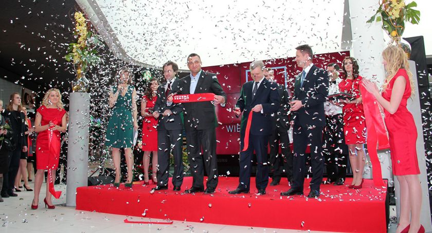 To już 7 lat od otwarcia. Galeria Veneda zmieniła oblicze łomżyńskiego handlu [VIDEO i FOTO]