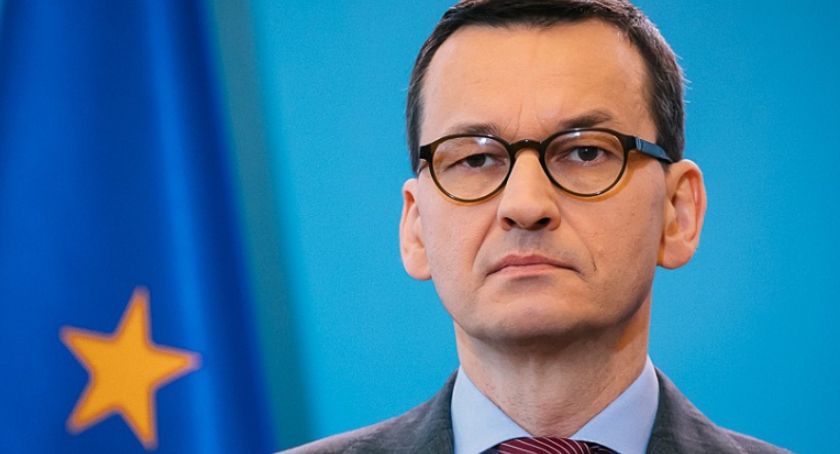 Zamknięte granice, galerie handlowe i kluby. Rząd wprowadza stan zagrożenia epidemicznego