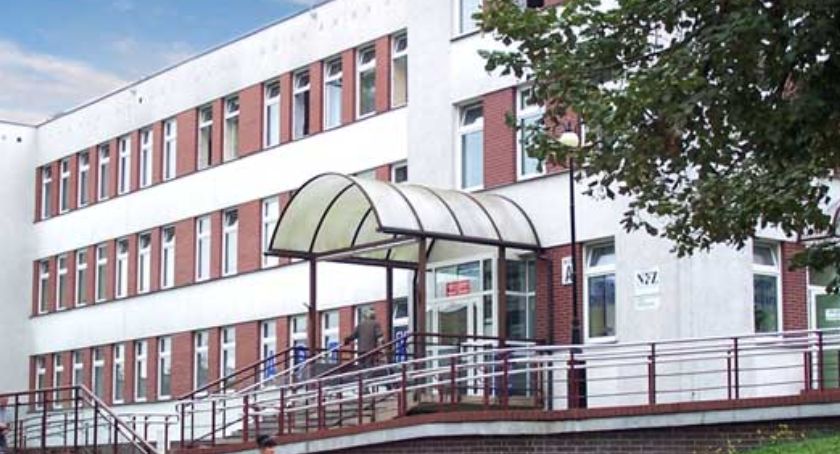 Ewakuacja pacjentów szpitala MSWiA w Białymstoku. Od wtorku będzie to szpital jednoimienny