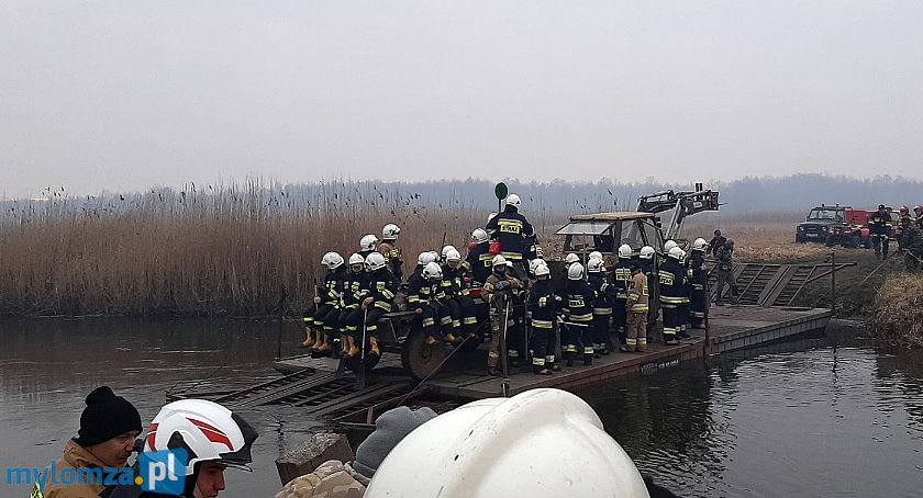 Pożar w Biebrzańskim Parku Narodowym. W akcji 40 zastępów straży i samoloty [FOTO]