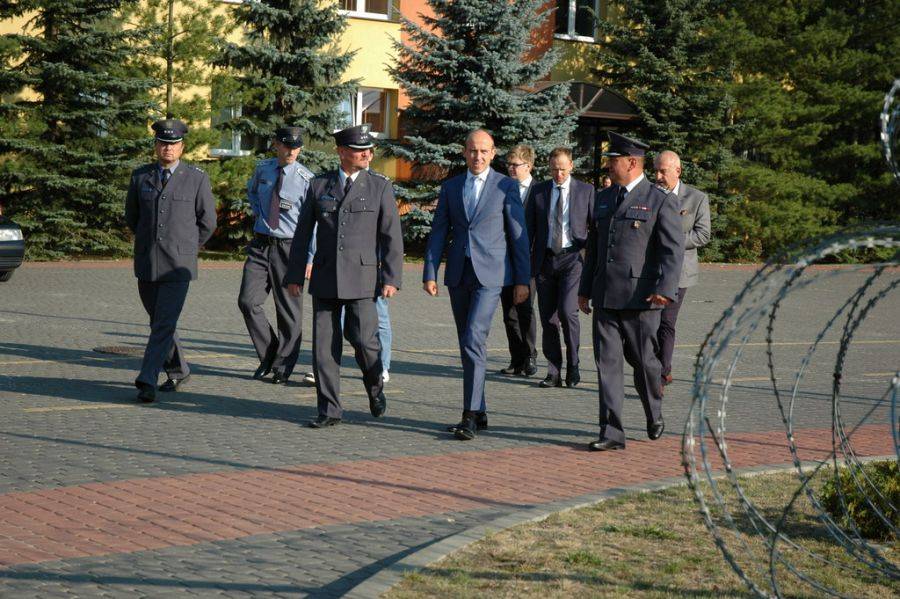 Minister Borys Budka odwiedził Zakład Karny w Czerwonym Borze