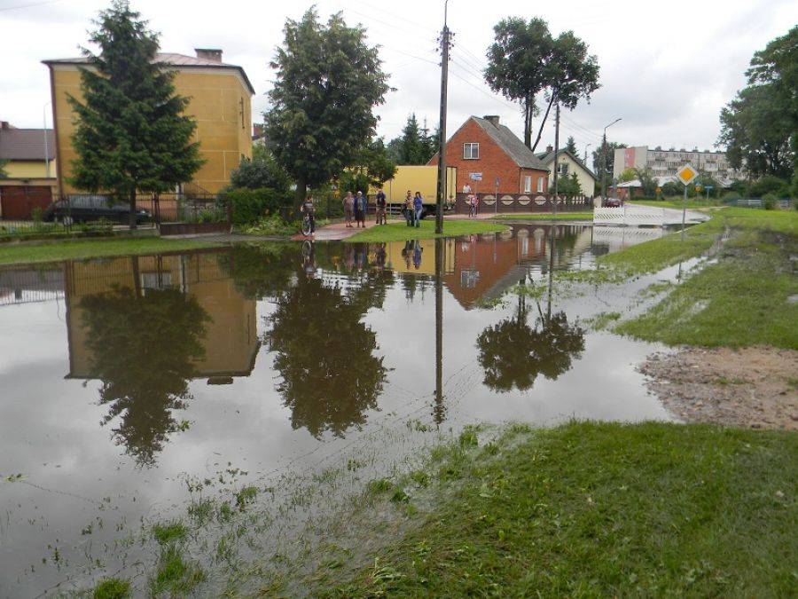 Wody przybywa! Zamknięte fragmenty ulic- galeria FOTO