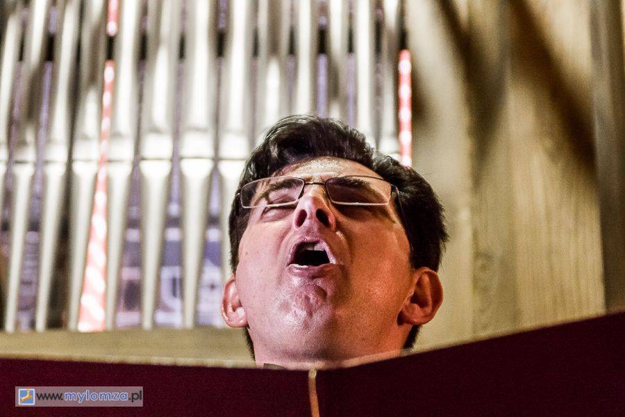 Sławny tenor wystąpił w łomżyńskiej katedrze [VIDEO i FOTO]