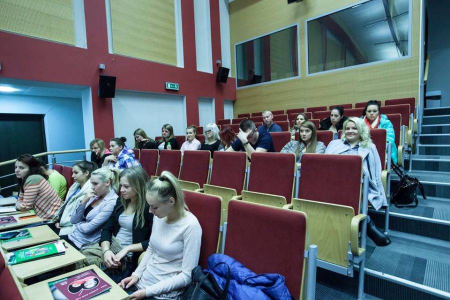 W PWSIiP debatowali o niepełnosprawności