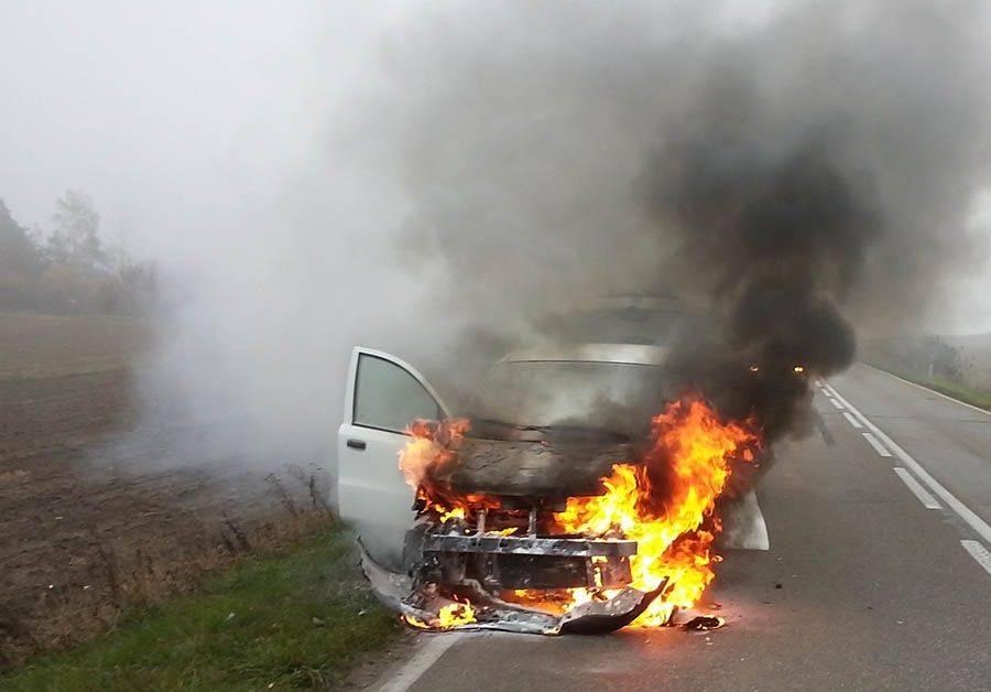 Płonący fiat panda! [FOTO]