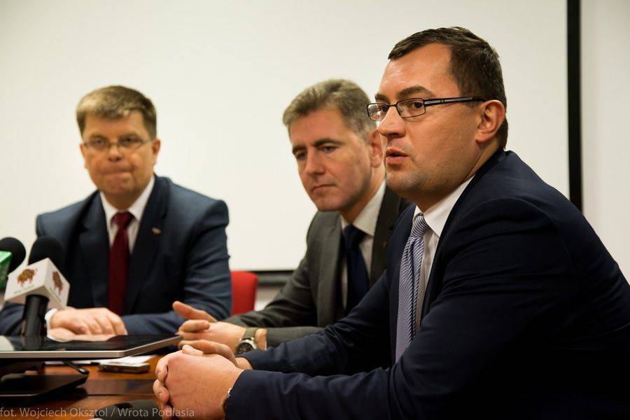 Nowy zarząd województwa podzielił kompetencje. Krajewski obejmie rolnictwo