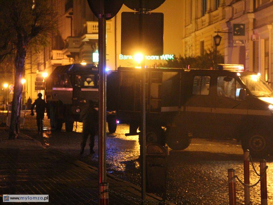 Duży niewypał, duże niebezpieczeństwo! Ewakuacja na Dwornej [VIDEO i FOTO]