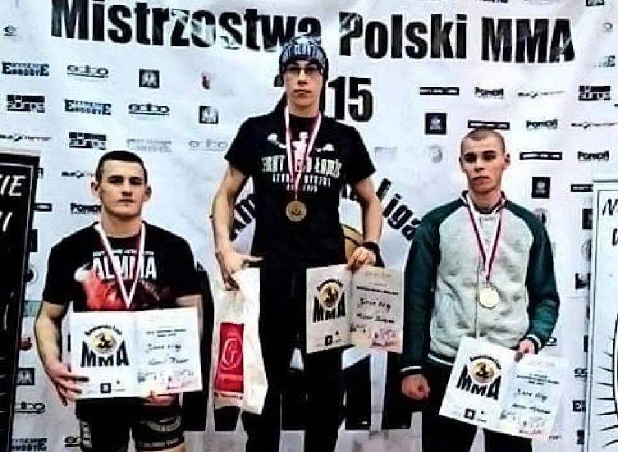 Hubert Sulewski Mistrzem Polski Juniorów MMA