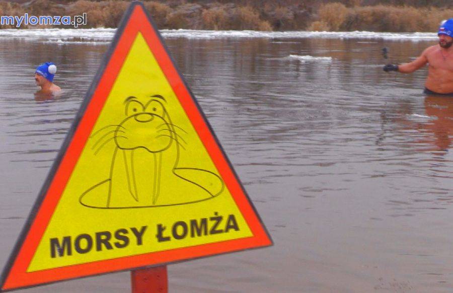 Morsy powitały Nowy Rok w Narwi! [VIDEO]
