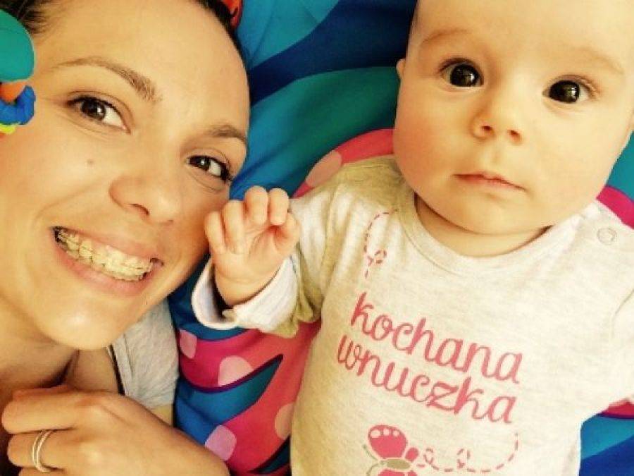 Historia małej Marceliny podbija Internet. Gwiazdy puszczają jej oczko! [FOTO i VIDEO]