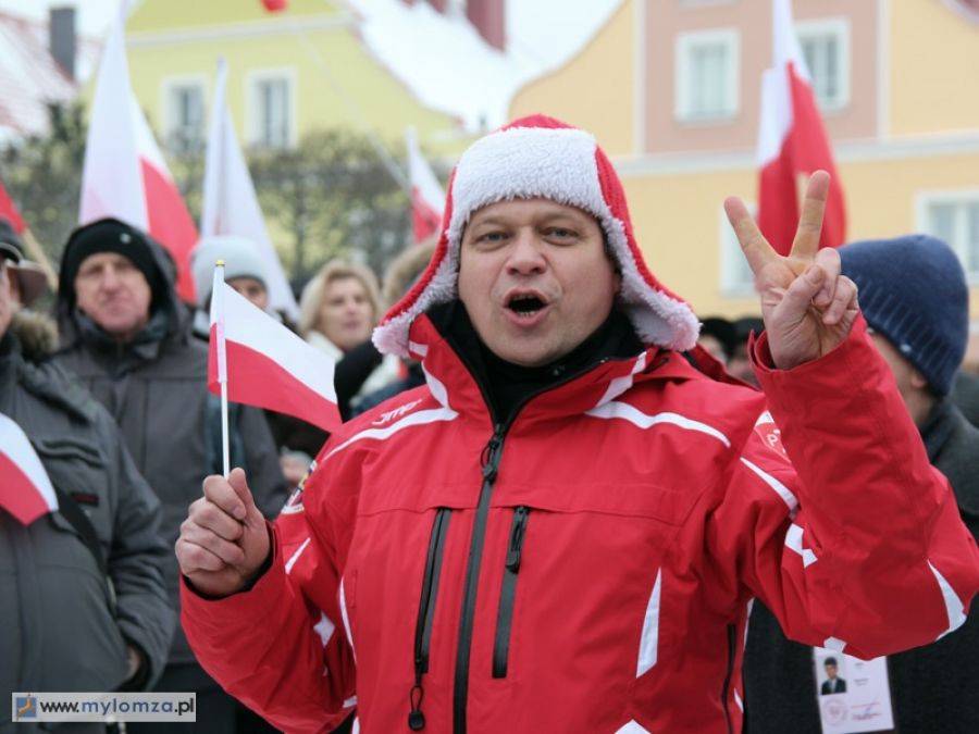 AntyKOD w Łomży - pikieta na Starym Rynku [FOTO]