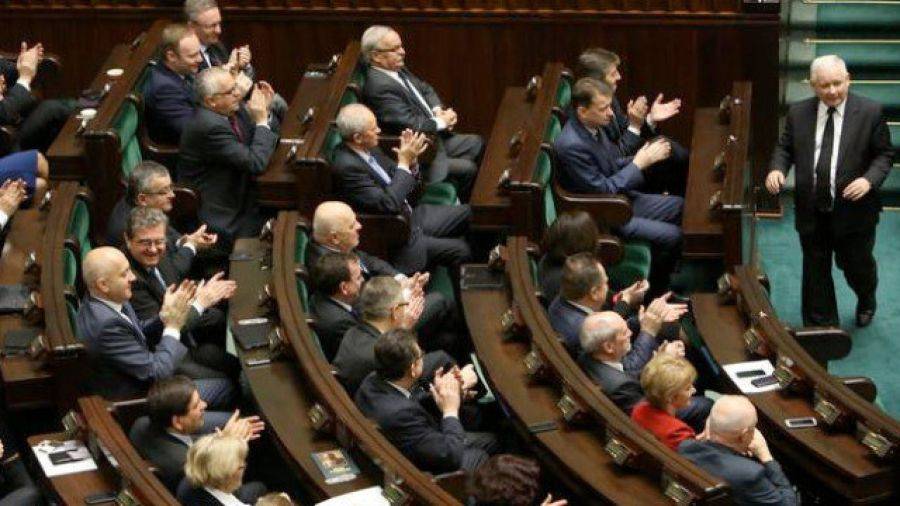 Członkowie klubu parlamentarnego PiS przyjadą do Łomży