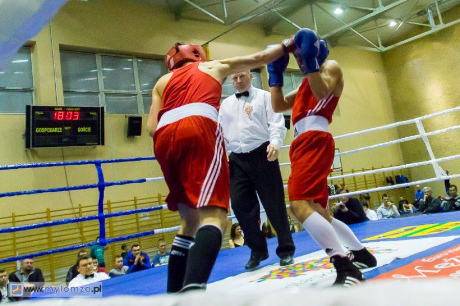 Marszałek dał Łomży na sport... 5 tys. złotych!