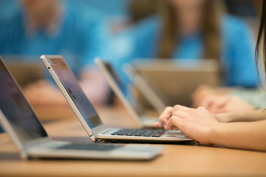 Bezpieczny internet z łomżyńską Policją