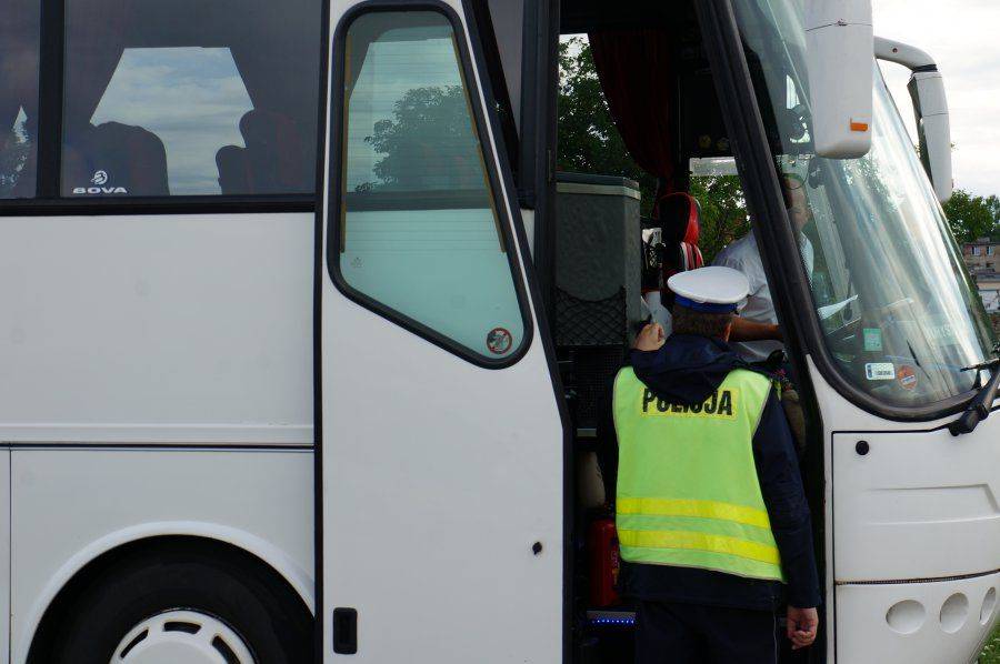 Policyjny Truck & Bus na łomżyńskich drogach