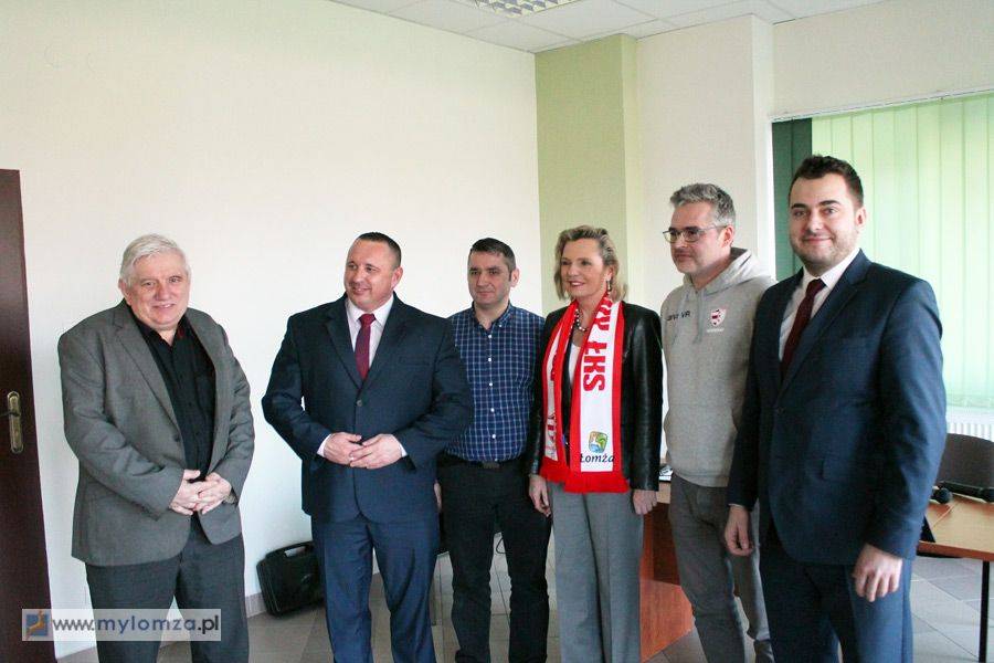 Anders na Stadionie Miejskim w Łomży. Kandydatka PiS-u wesprze sport? [FOTO]