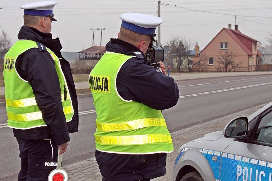 Trwają działania Bezpieczna 61 [FOTO]
