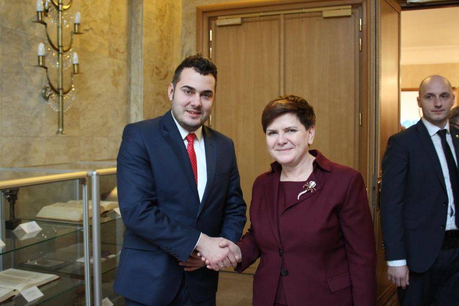 Rozmowy o 500+. Prezydent Chrzanowski u premier Szydło