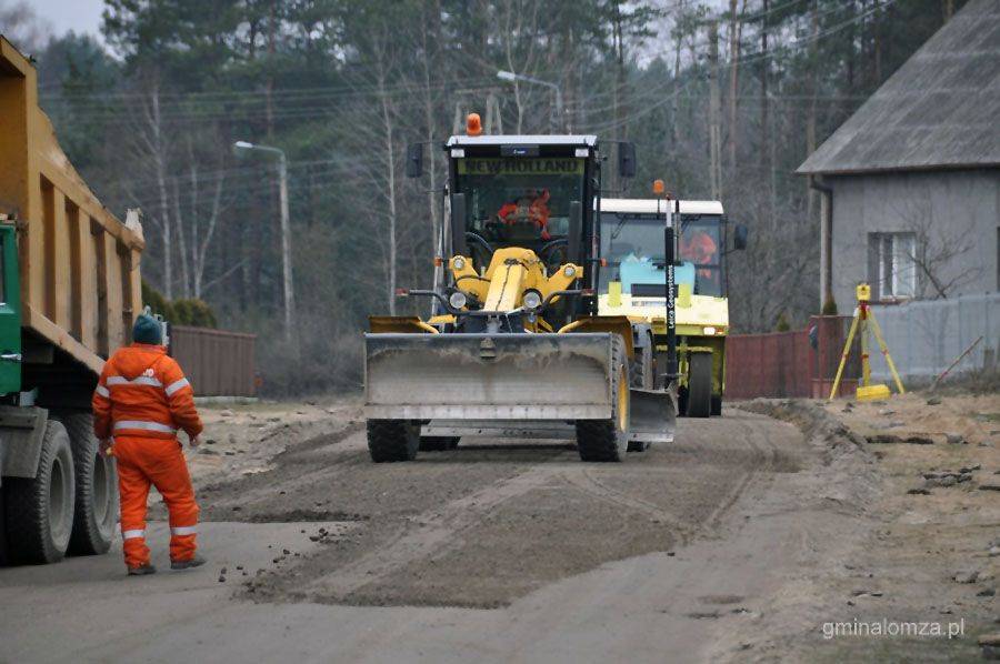 Schetynówka przez Modzele już w budowie [FOTO]