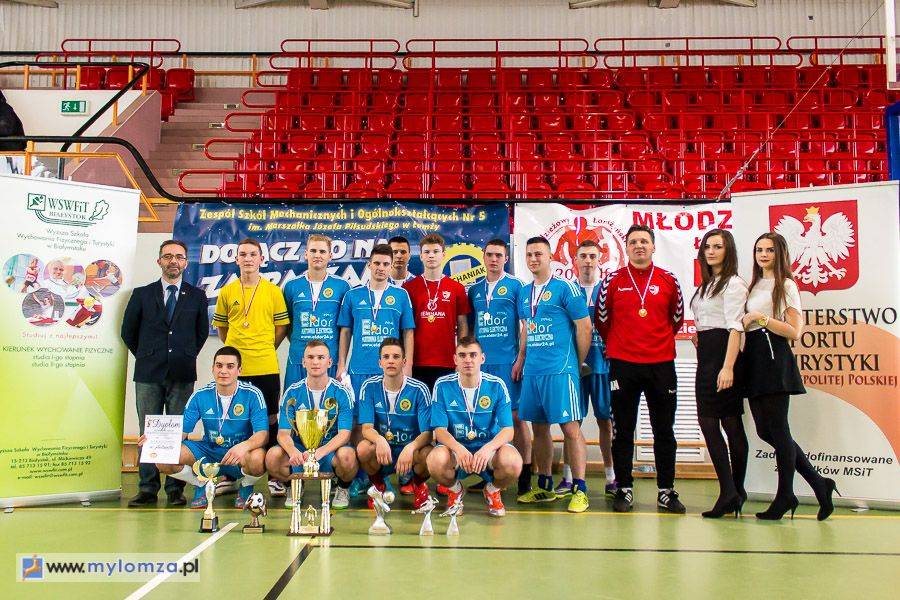 Łomżyńskie licea najlepsze w futsalu [FOTO]