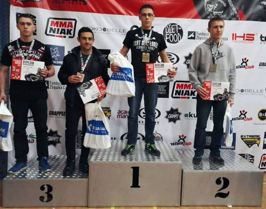 Mistrzowie Polski z Fight Club Łomża [FOTO]