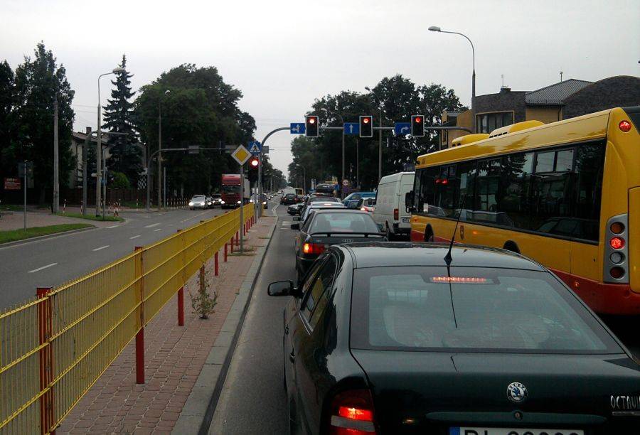 Wielki korek zablokował Al. Legionów
