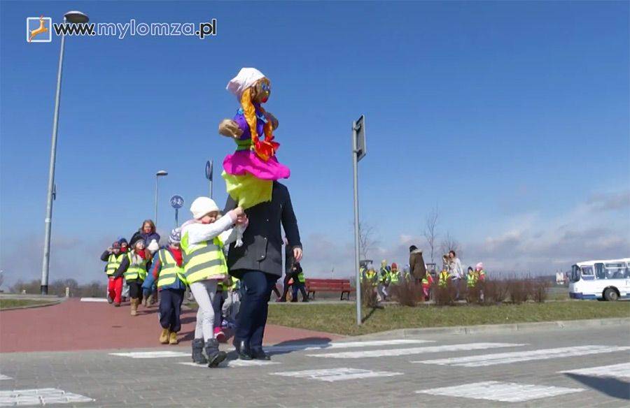 W Porcie Łomża przedszkolaki powitały wiosnę [VIDEO]