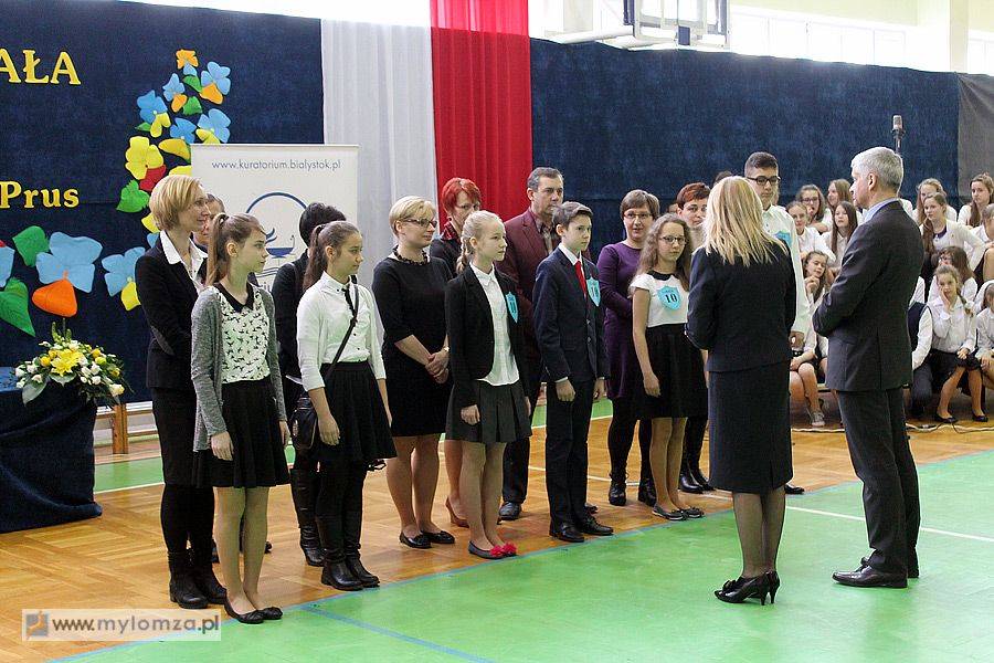 Podsumowanie wojewódzkich konkursów przedmiotowych. Wybitni uczniowie odebrali nagrody [VIDEO i FOTO