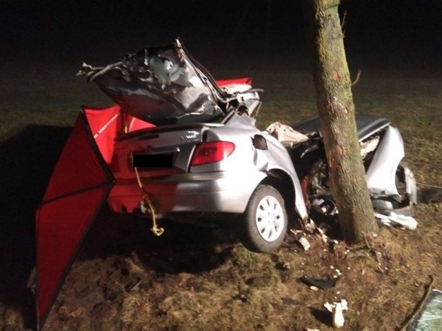 Śmiertelny wypadek na trasie Łomża - Myszyniec [FOTO]