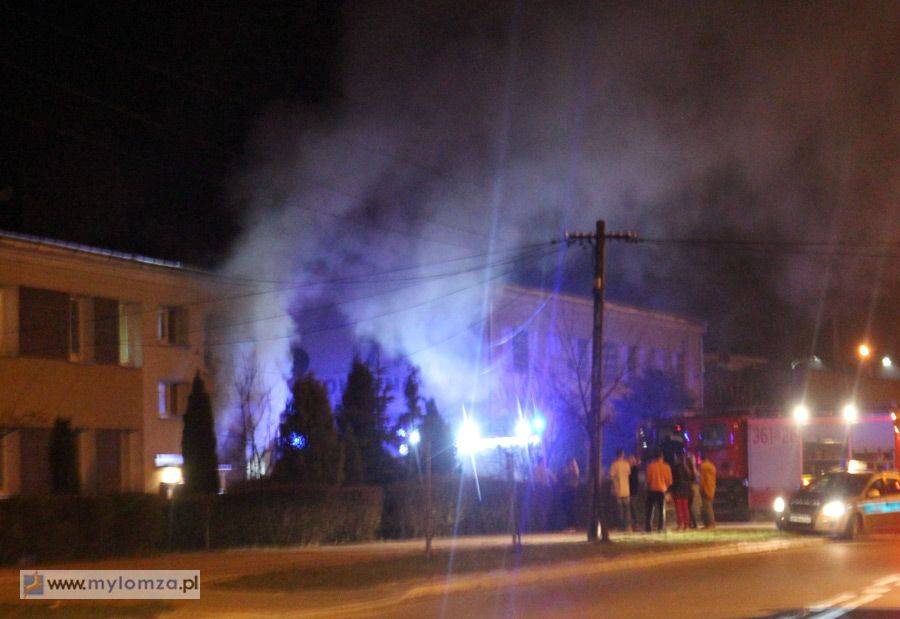 Pożar na Spokojnej! Trwa akcja strażaków [FOTO]