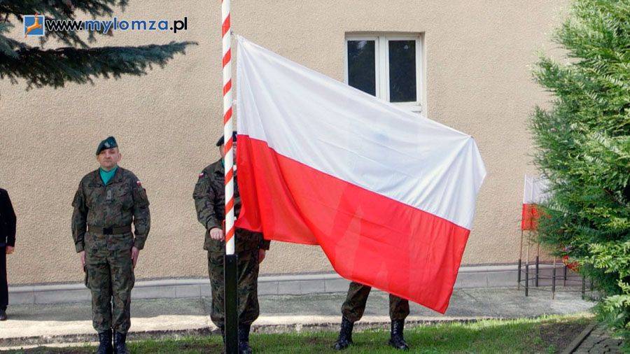 Uroczyste podniesienie flagi Rzeczpospolitej Polskiej [VIDEO i FOTO]