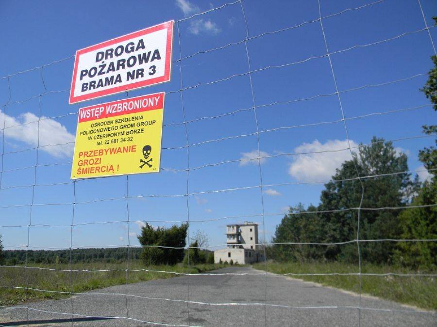 Czerwony Bór zamknięty przez GROM