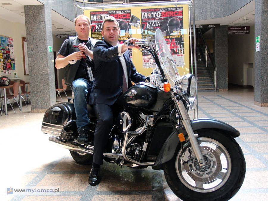 Motocykl w ratuszu promuje MOTOSERCE