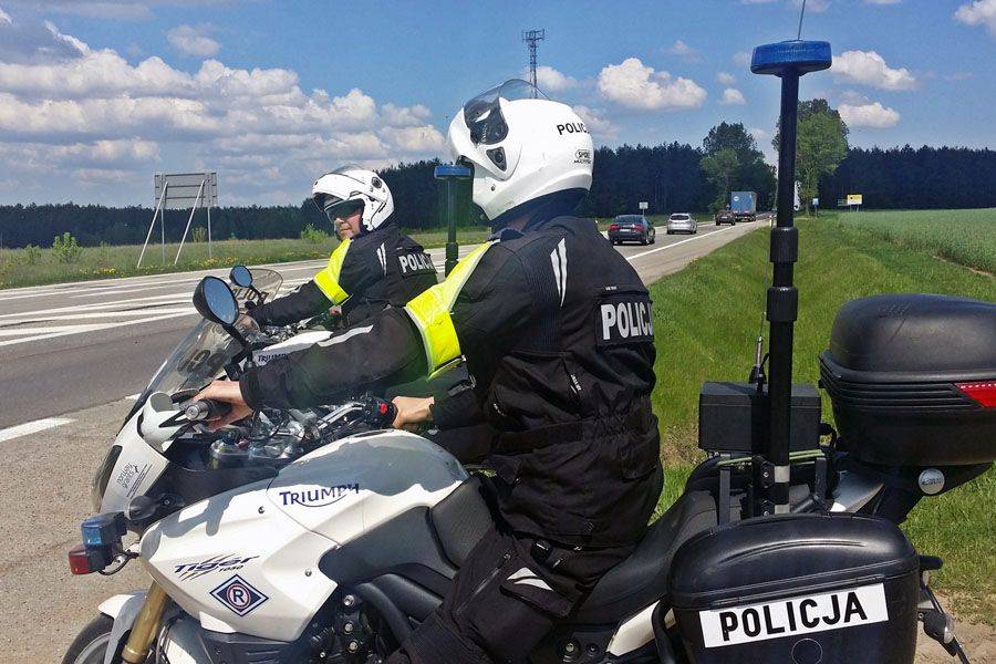 Policyjna akcja Bezpieczna 61 - podsumowanie kwietnia [FOTO]
