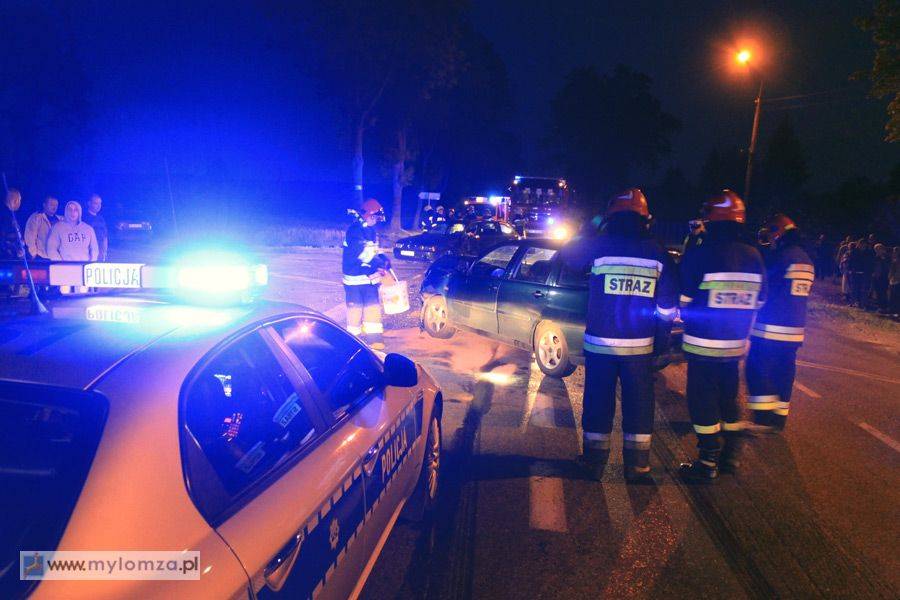 Jedna osoba w szpitalu po wypadku w Rogienicach [FOTO]