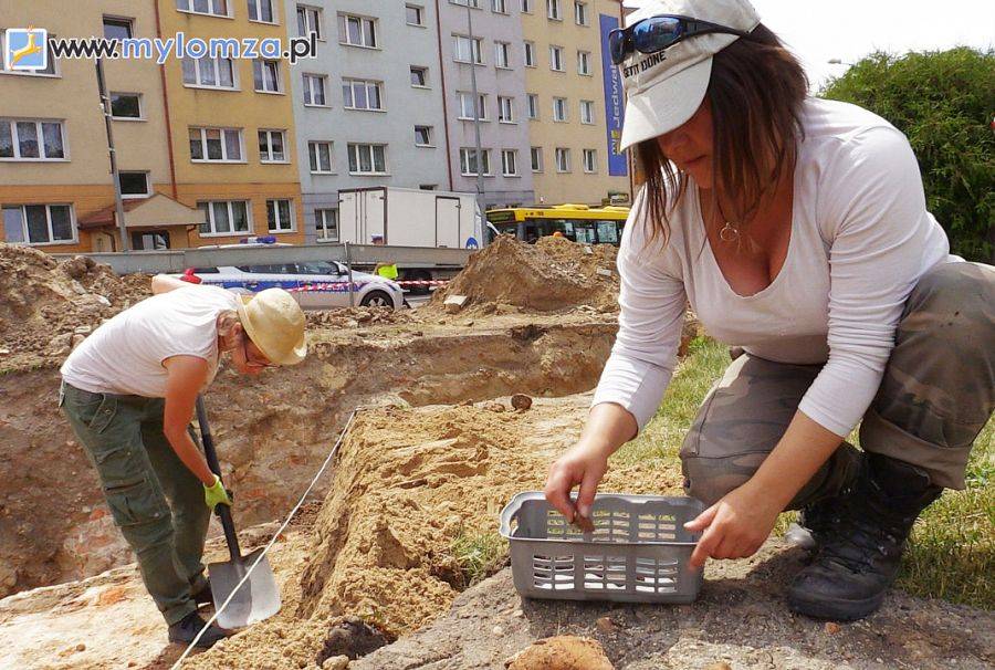 Archeolodzy na ruinach kościoła [VIDEO]