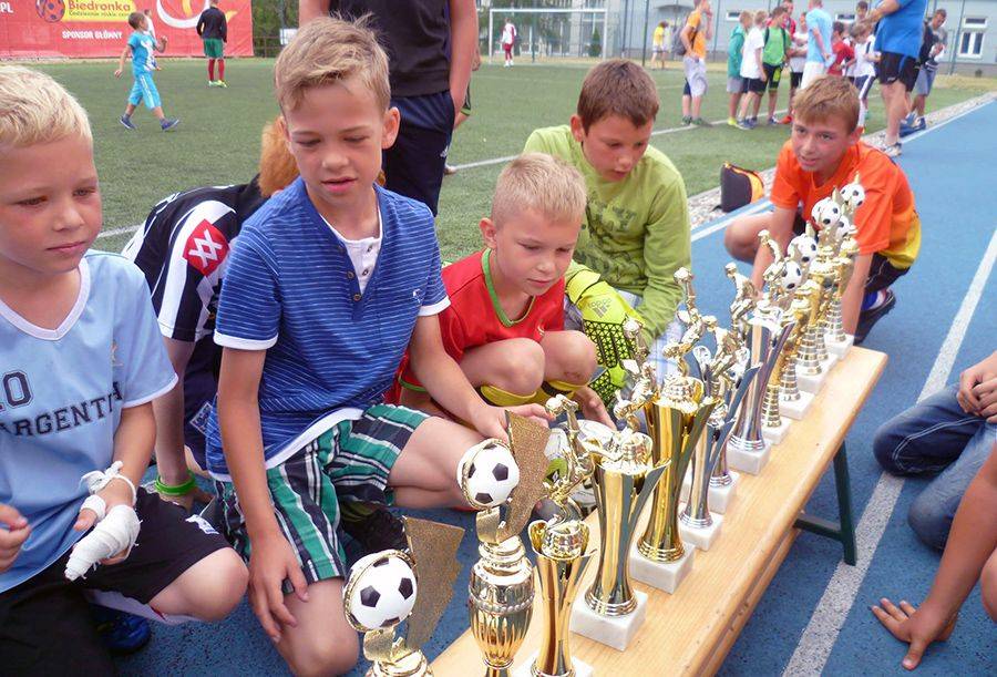 Piłkarskie zmagania osiedlowych drużyn