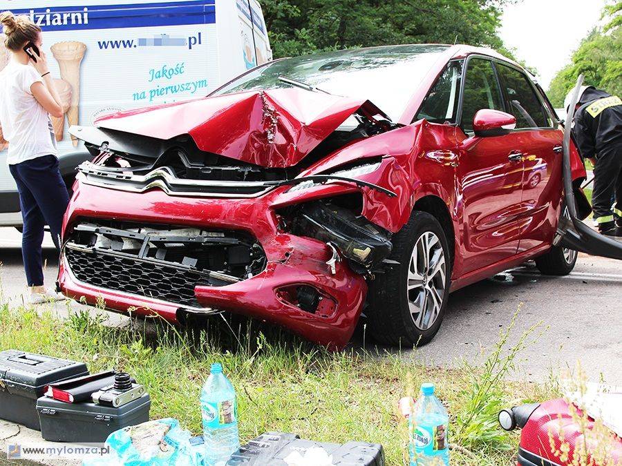 Kolejny wypadek na DK 64 [FOTO]