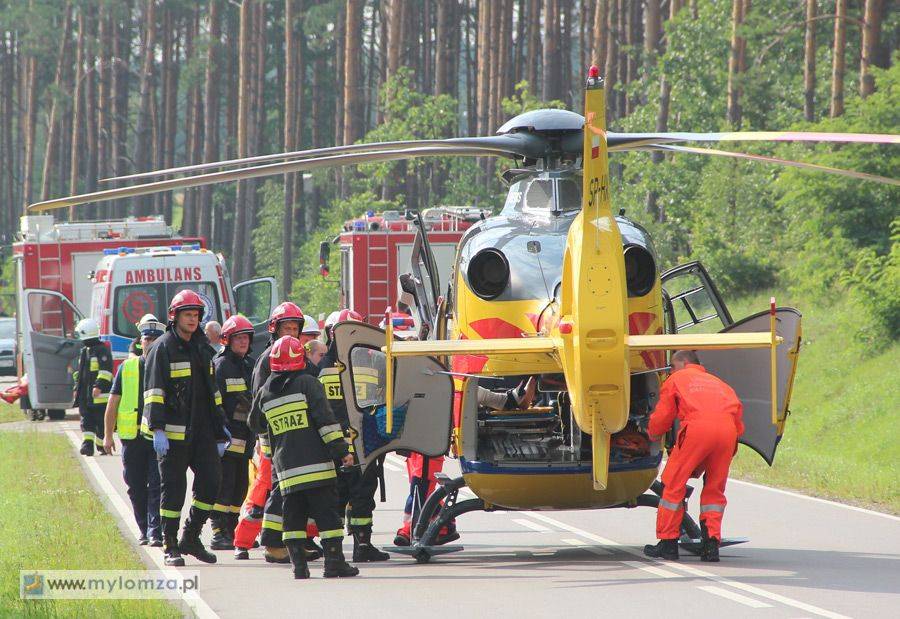 Wypadek w Dębnikach. Pięć osób rannych. Śmigłowce w akcji! [FOTO]