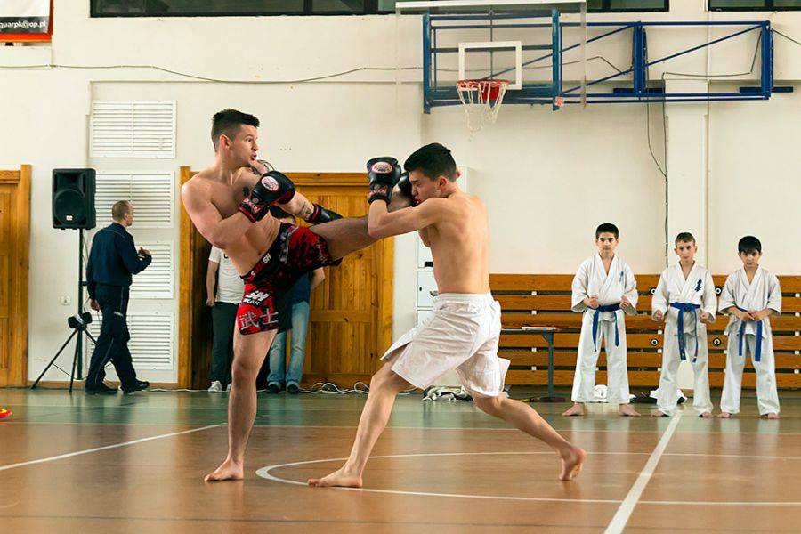 Kickboxing i K1 w Łomżyńskim Klubie Karate [VIDEO]