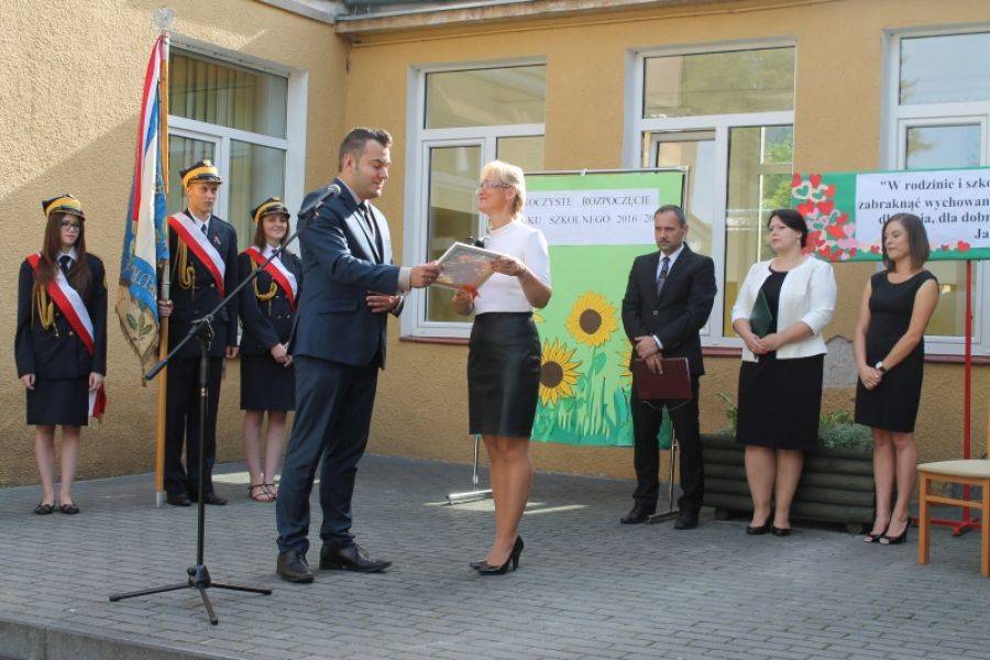 Nowy rok szkolny w łomżyńskiej Wecie [FOTO]