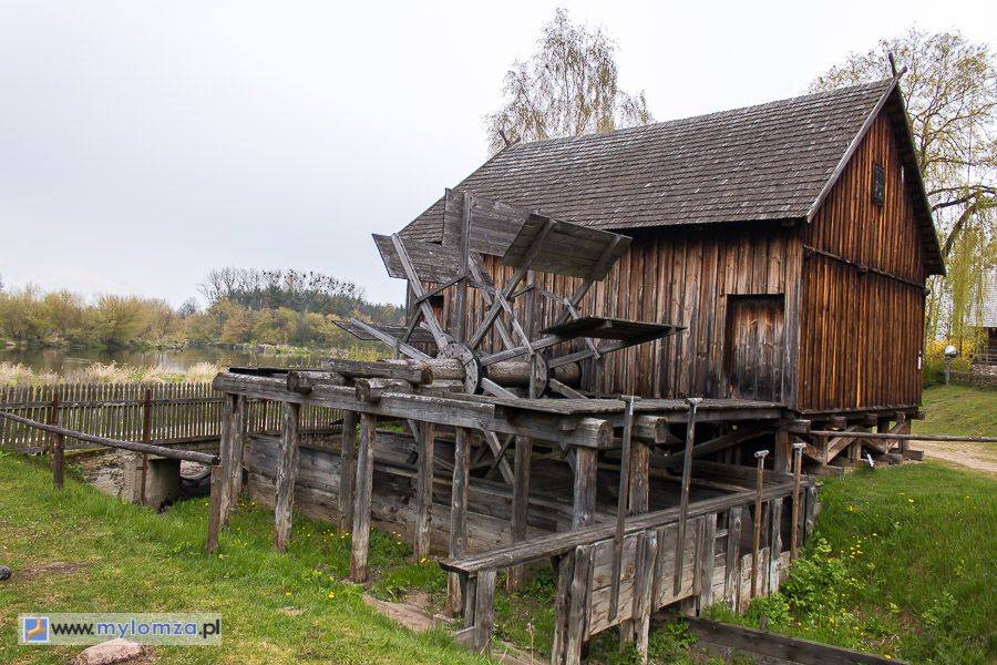 Głosujmy na Skansen w Nowogrodzie