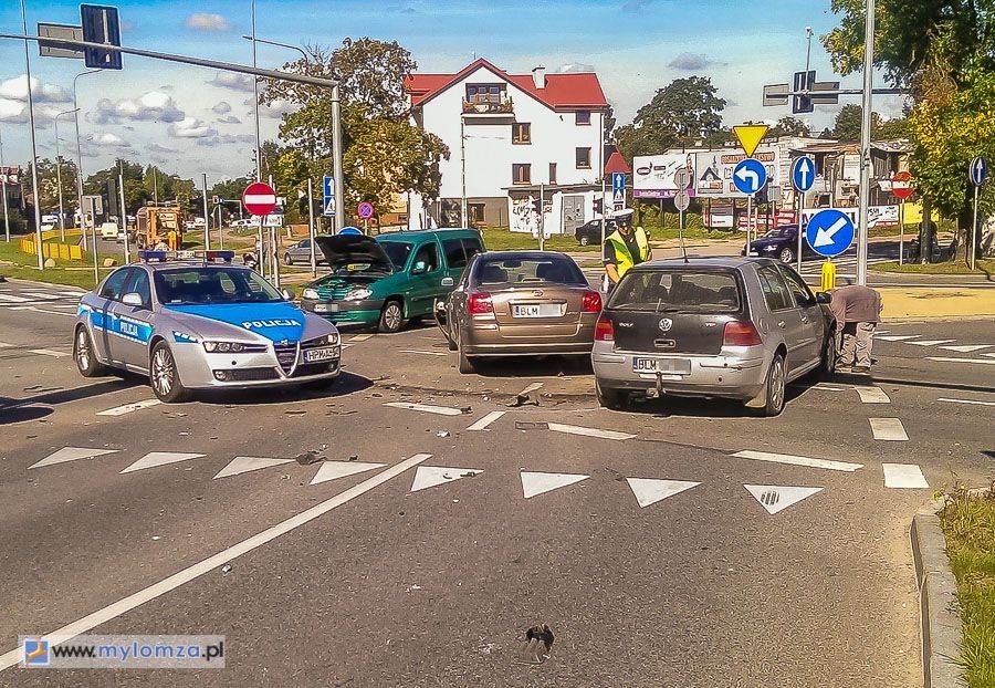 Po kolizji utrudnienia w ruchu przy Venedzie [FOTO]