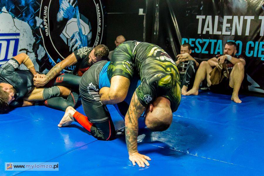 Podlaskie Sparingi BJJ w Fight Club Łomża [FOTO]