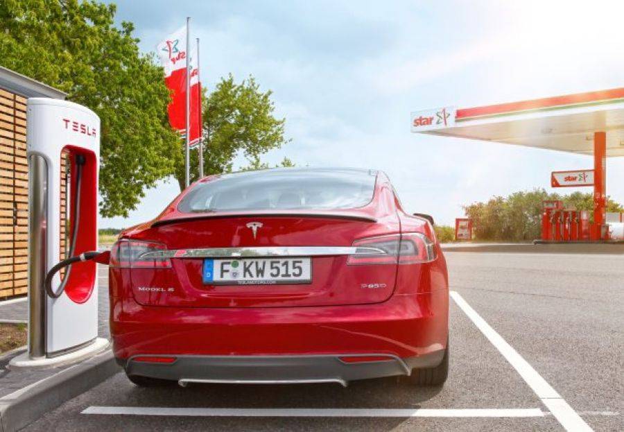Nowy dworzec w Łomży ze stacją ładowania pojazdów elektrycznych