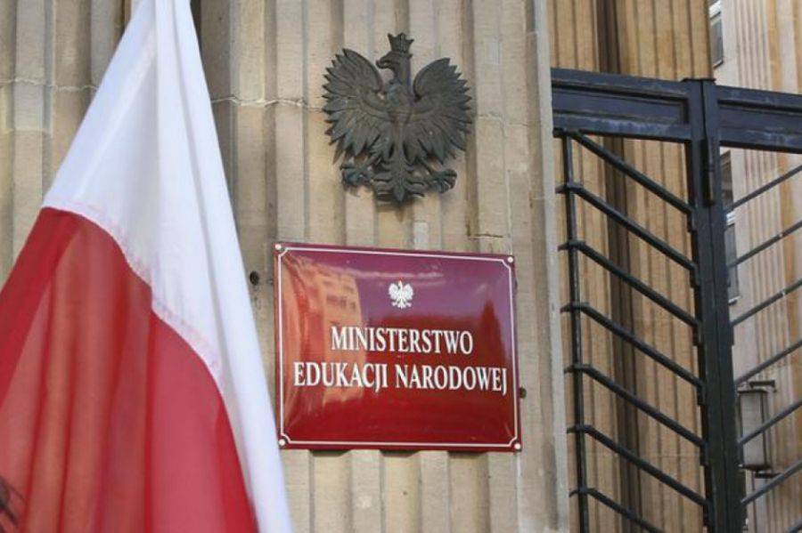 Komitet Obrony Demokracji w Łomży zaprasza dziś na otwartą debatę o edukacji 