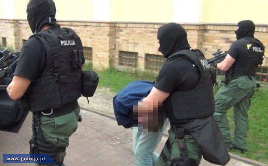 Policjanci zatrzymali dilerów
