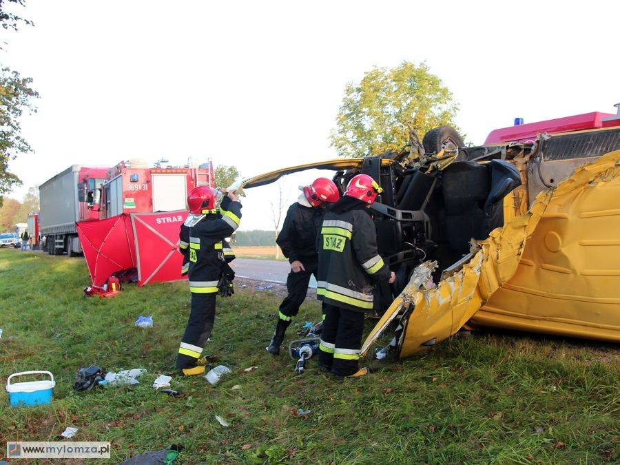 Śmiertelny wypadek pod Wizną. Droga 64 zablokowana [FOTO]