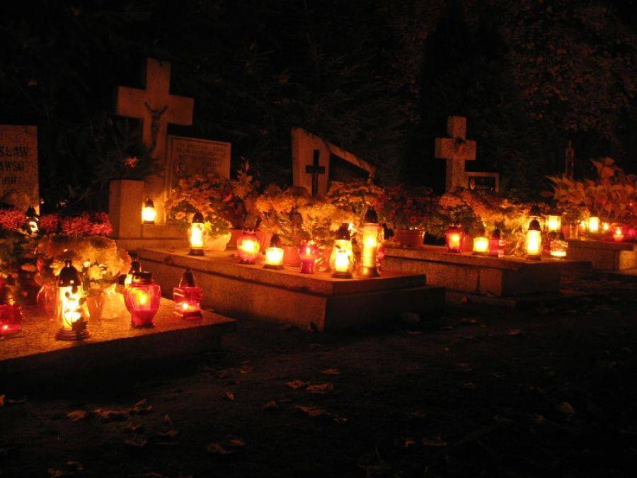 Dziś obchodzimy Zaduszki