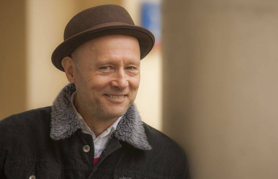 [NA ŻYWO] Pieczyński: Wyjść na ulicę i raz na zawsze oddzielić kościół od Państwa